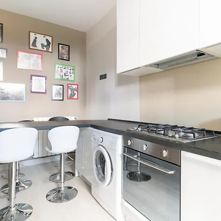 Guest Host - Parco Trotter Cosy Milano